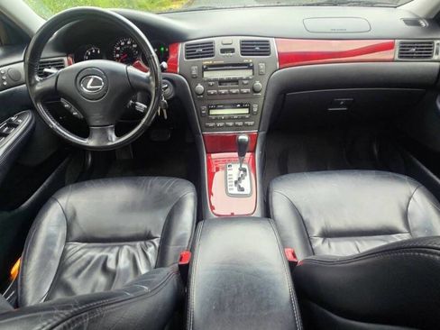 Used 2002 Lexus ES 330 image 2