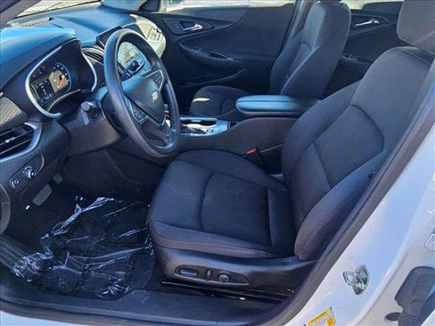 Used 2023 Chevrolet Malibu LT image 16