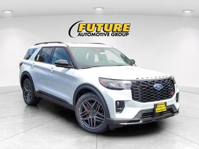 New 2026 Ford Explorer ST w/ Sun And Sound Package