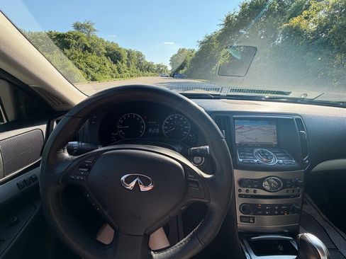 Used 2012 INFINITI G37 x Sedan w/ Premium Pkg AWD/4WD image 12