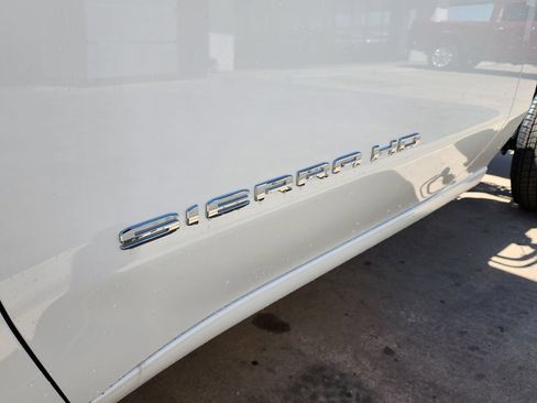New 2026 GMC Sierra 3500 Pro AWD/4WD image 17
