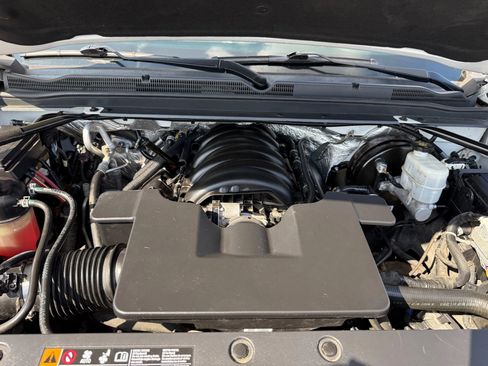 Used 2017 Chevrolet Tahoe LT image 41