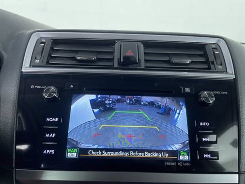 Used 2017 Subaru Outback 2.5i Touring w/ Popular Package #5A AWD/4WD image 22