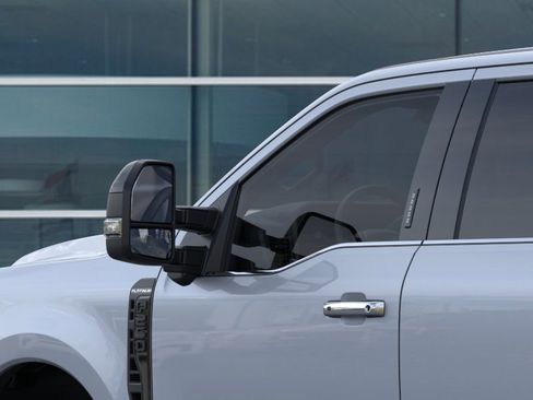 New 2026 Ford F250 Platinum w/ Tremor Off-Road Package image 22
