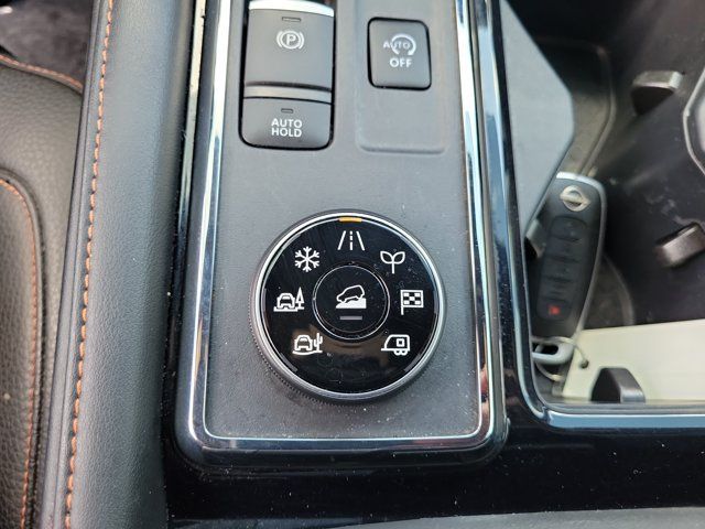 Used 2025 Nissan Pathfinder Rock Creek AWD/4WD image 33