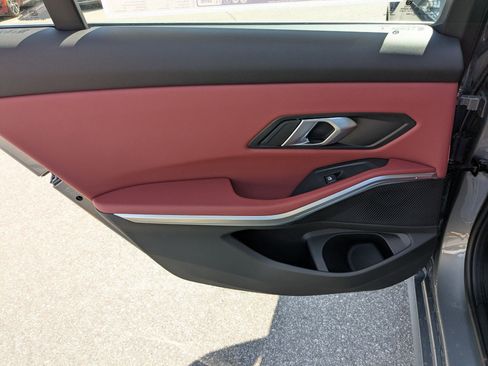 New 2025 BMW 330i xDrive Sedan w/ Premium Package image 26