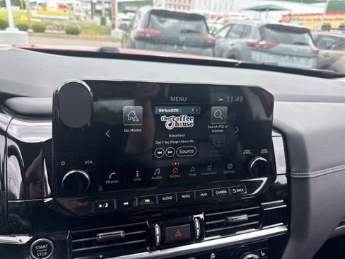 Certified 2023 Nissan Pathfinder Platinum AWD/4WD image 19