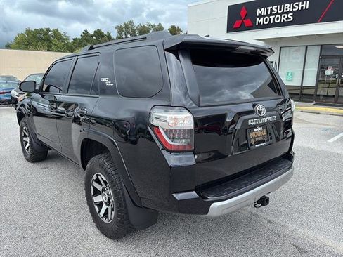 Used 2024 Toyota 4Runner TRD Off-Road Premium image 4