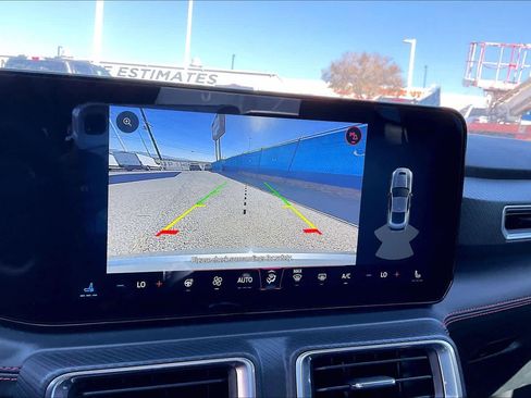 Used 2025 Ford Mustang Premium image 26