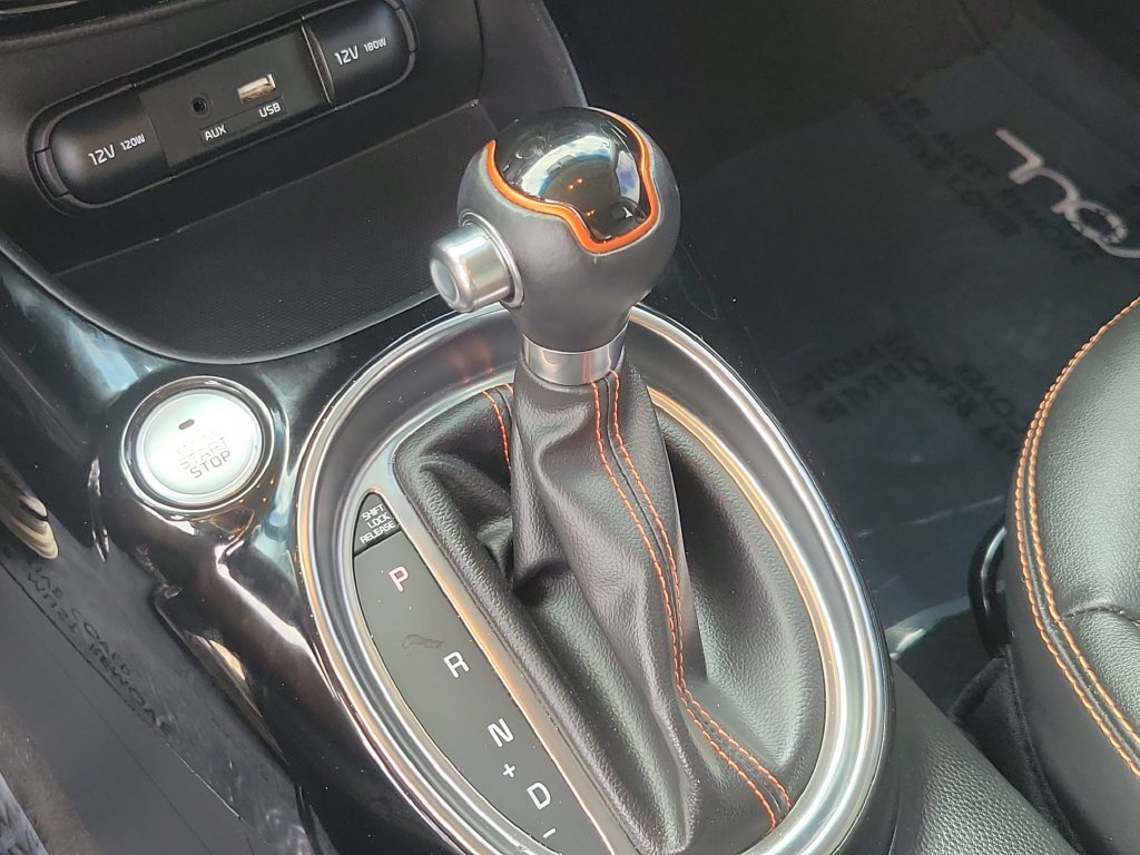 Used 2018 Kia Soul ! FWD image 27
