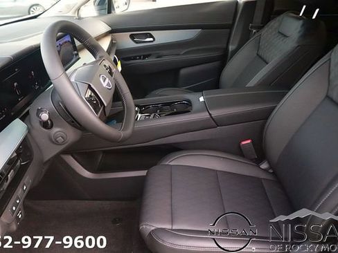 New 2026 Nissan Murano Platinum AWD/4WD image 13