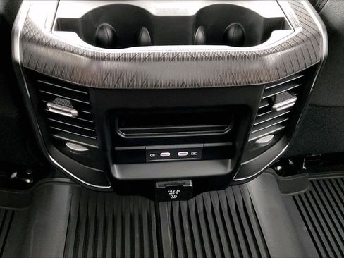 New 2026 RAM 2500 Big Horn AWD/4WD image 15
