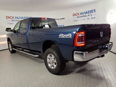 Used 2022 RAM 2500 Big Horn w/ Level C Equiment Group AWD/4WD image 6