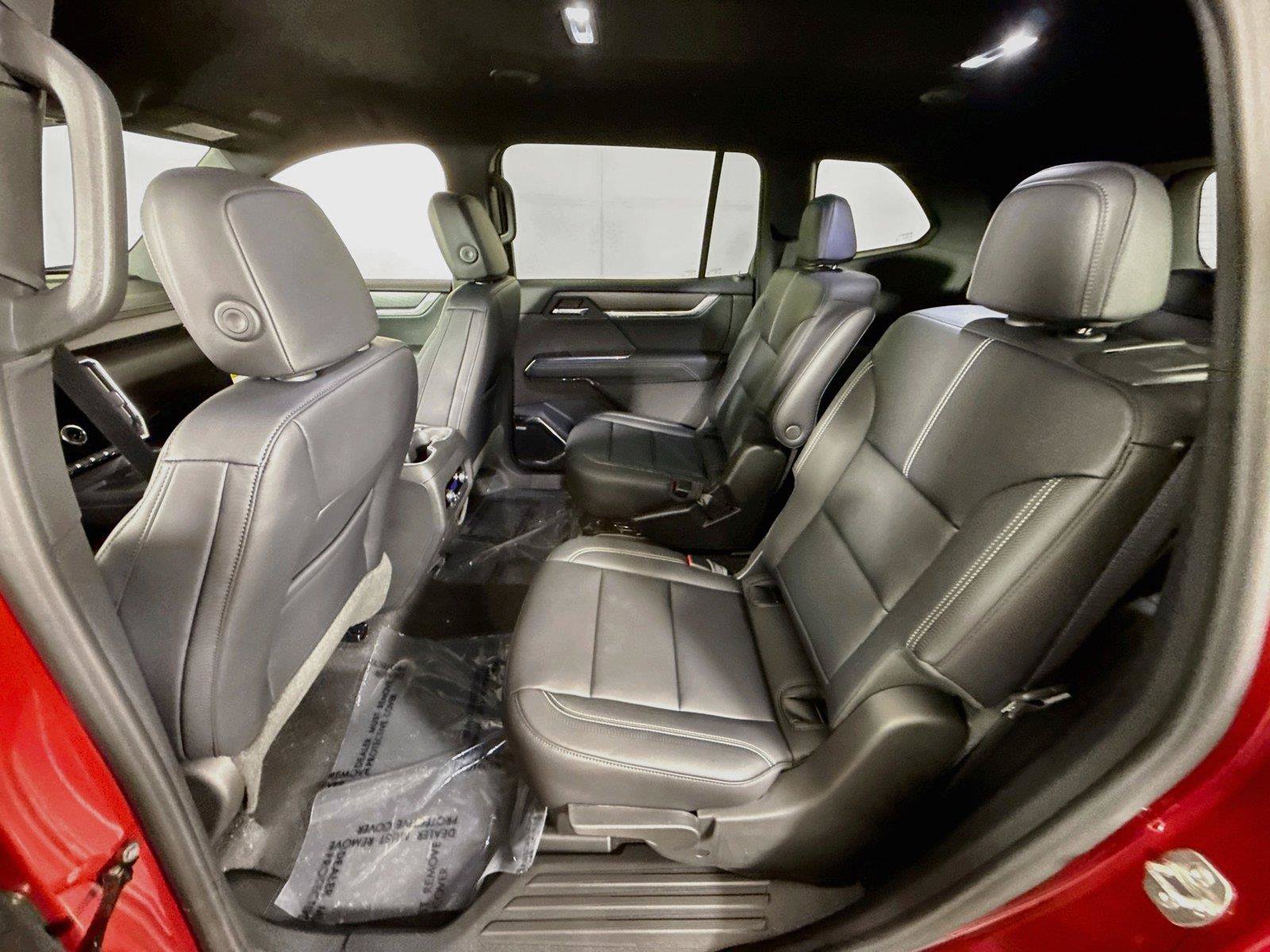 New 2027 GMC Acadia Elevation w/ Elevation Premium Package AWD/4WD image 18