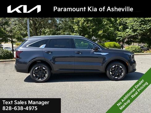 New 2026 Kia Sorento S image 6