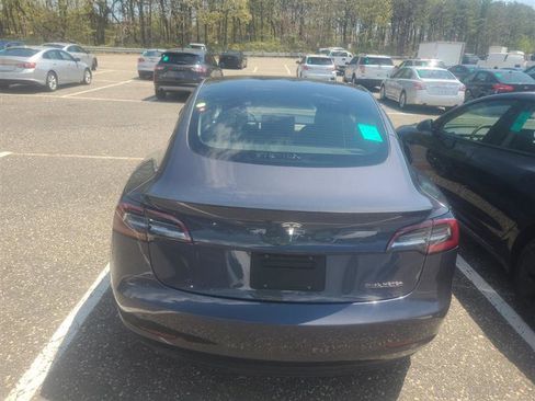 Used 2023 Tesla Model 3 Performance image 3