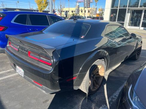 Used 2023 Dodge Challenger R/T Scat Pack image 4