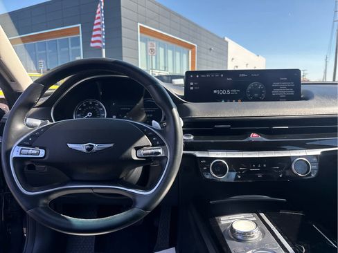 Used 2023 Genesis G80 2.5T image 11