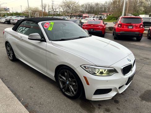 Used 2016 BMW M235i Coupe image 10
