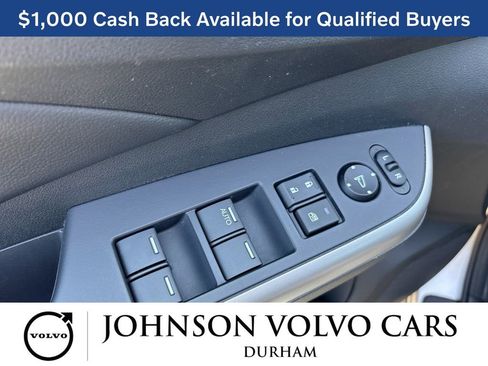 New 2026 Volvo XC60 B5 Plus w/ Climate Package AWD/4WD image 15