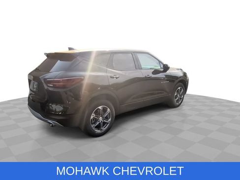 Certified 2025 Chevrolet Blazer LT w/ Driver Confidence Package AWD/4WD image 9