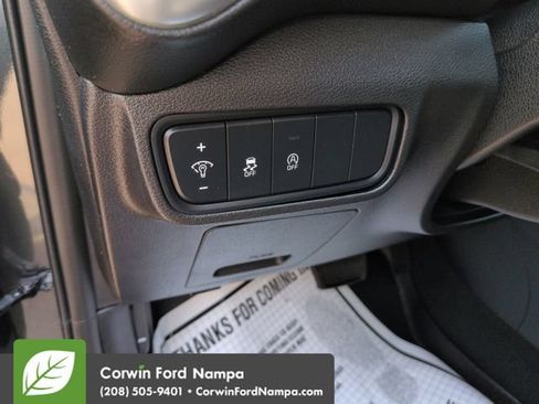 Used 2024 Kia Soul LX w/ Option Group 015 FWD image 13