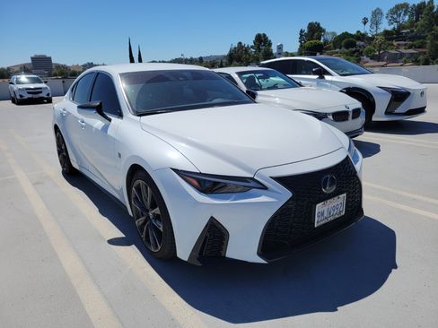 Used 2024 Lexus IS 300 F Sport RWD image 2