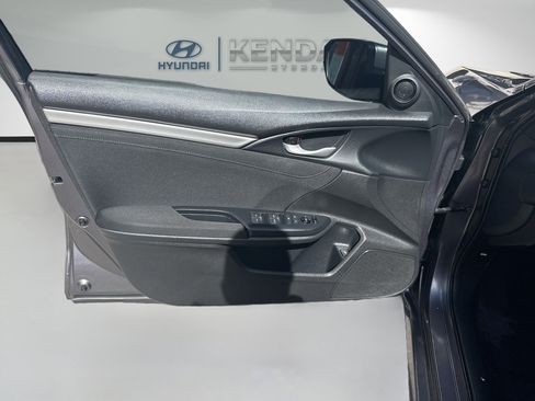 Used 2017 Honda Civic EX image 17
