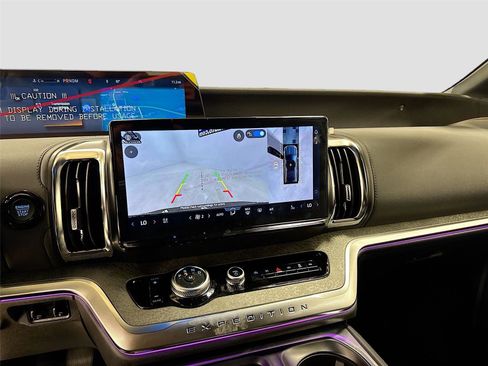 New 2026 Ford Expedition Tremor image 13