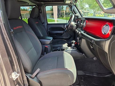 Certified 2021 Jeep Wrangler Unlimited Rubicon AWD/4WD image 19