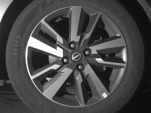 Used 2025 Nissan Versa SV FWD image 13
