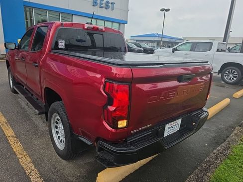 Used 2024 Chevrolet Colorado W/T w/ WT Convenience Package RWD image 4