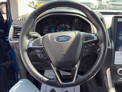 Used 2024 Ford Edge SEL AWD/4WD image 12