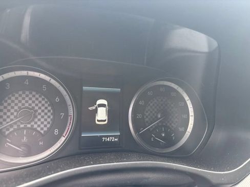 Used 2019 Hyundai Veloster 2.0 Premium FWD image 7