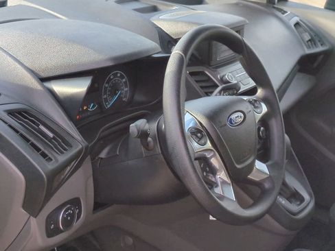 Used 2022 Ford Transit Connect XL image 10
