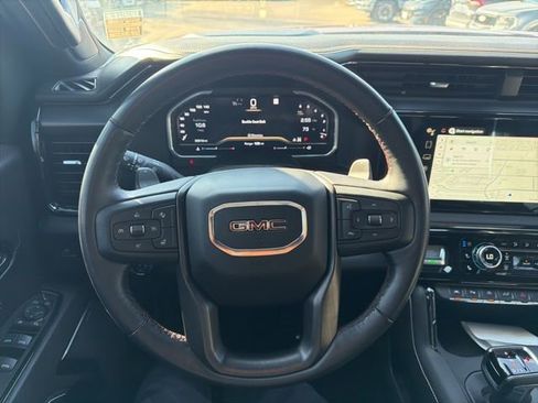 Used 2023 GMC Sierra 1500 AT4X image 17