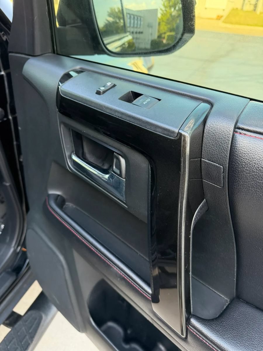 Used 2016 Toyota 4Runner Trail AWD/4WD image 14