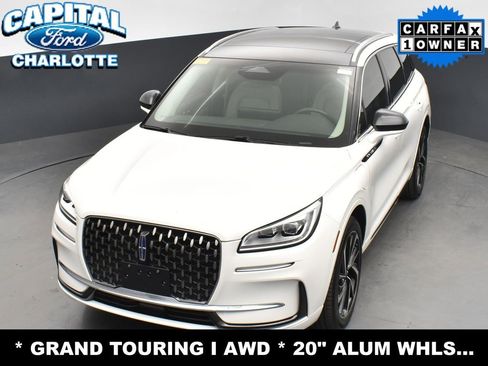 Used 2024 Lincoln Corsair Grand Touring w/ Rear Removable Package Tray image 29