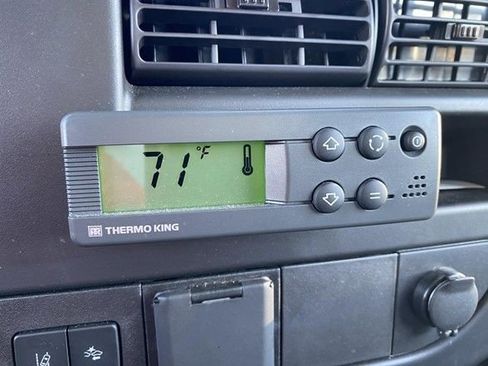 Used 2024 Chevrolet Express 3500 w/ Power Convenience Package image 18