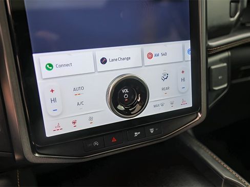 Used 2023 Ford Expedition Max Platinum image 18