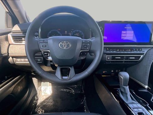 Used 2026 Toyota Camry XLE w/ Premium Package AWD/4WD image 6