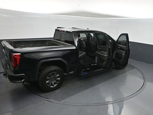 Used 2024 GMC Sierra 1500 AT4X image 31