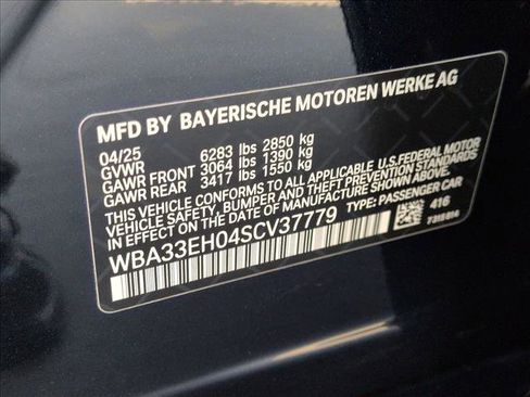 Used 2025 BMW 740i xDrive image 27