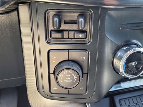 New 2025 Ford F150 Platinum w/ Equipment Group 702A High image 48