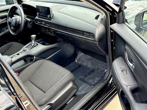 Used 2024 Honda HR-V LX image 26