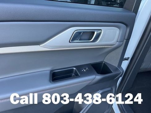 New 2026 Ford Explorer Active w/ Active Comfort Package image 12