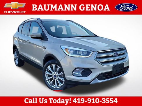Used 2018 Ford Escape Titanium FWD image 4