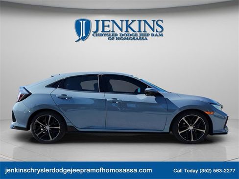 Used 2020 Honda Civic Sport Touring image 2