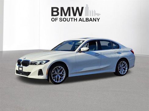 Used 2025 BMW 330i xDrive Sedan image 6