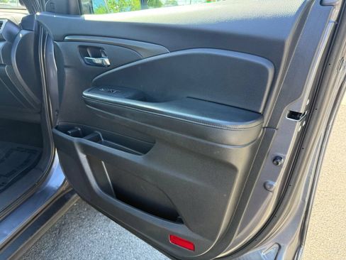 Used 2021 Honda Passport EX-L image 29